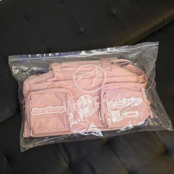 Wolfpak The Dream is Real Duffle - Picture 3 of 7